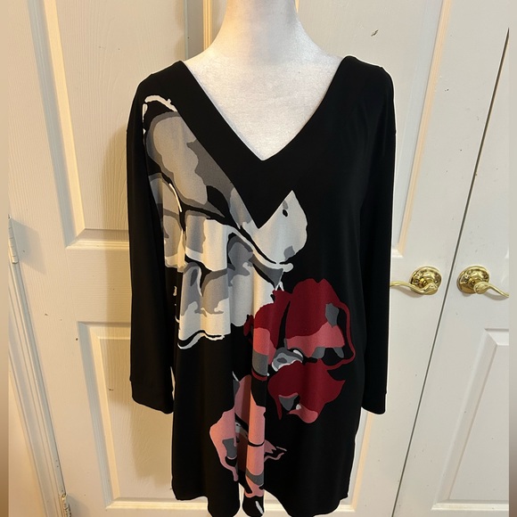 Leota exclusively for Dia & Co dramatic tunic, size 3X - Picture 1 of 5